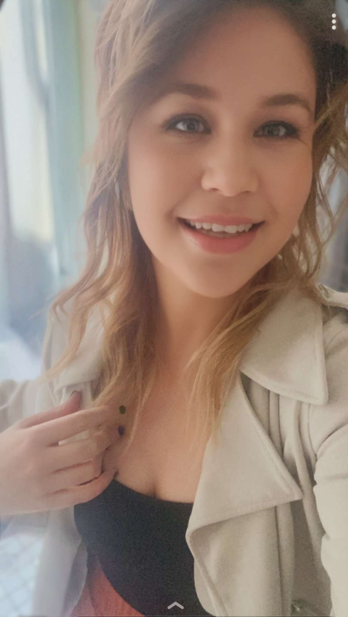 Author photo of Chloe Silva